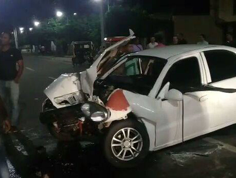 Impactante accidente de tránsito deja dos heridos en La Paz
