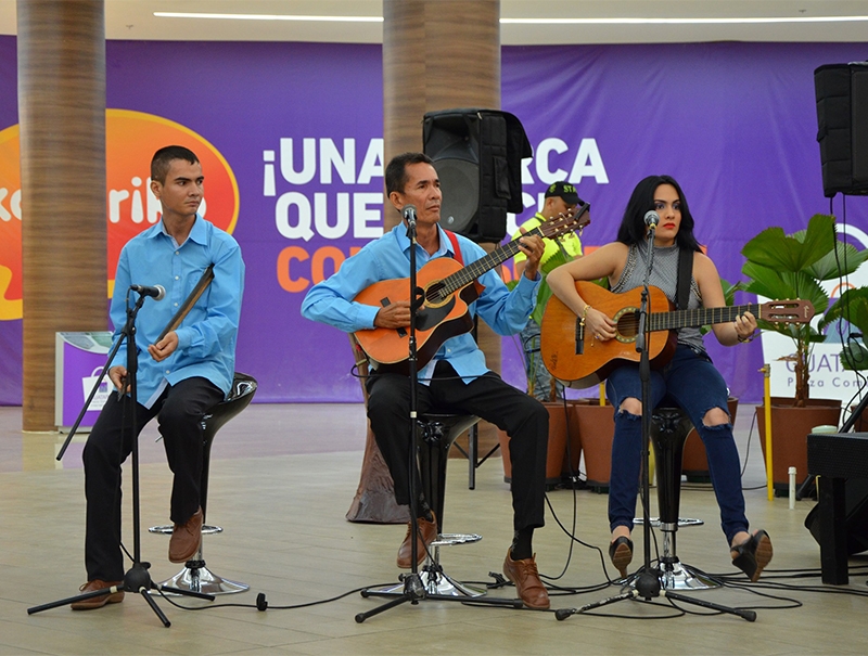 Suenan las guitarras y Codazzi se viste de fiesta
