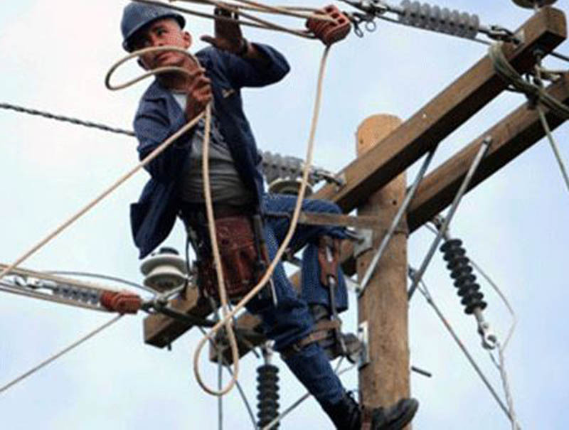 Vendaval afectó servicio de energía en varias poblaciones del Cesar