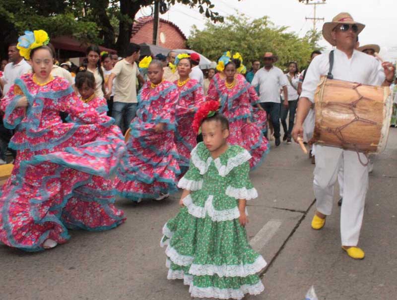 Comenzó el Séptimo Festival Vallenato Fides en Valledupar