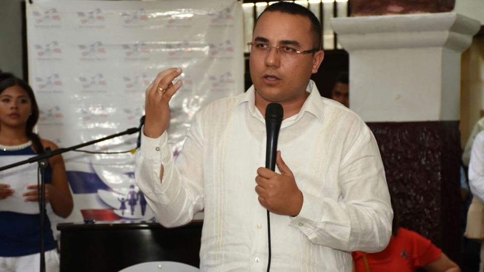 Tomó posesión nuevo gerente de Emdupar