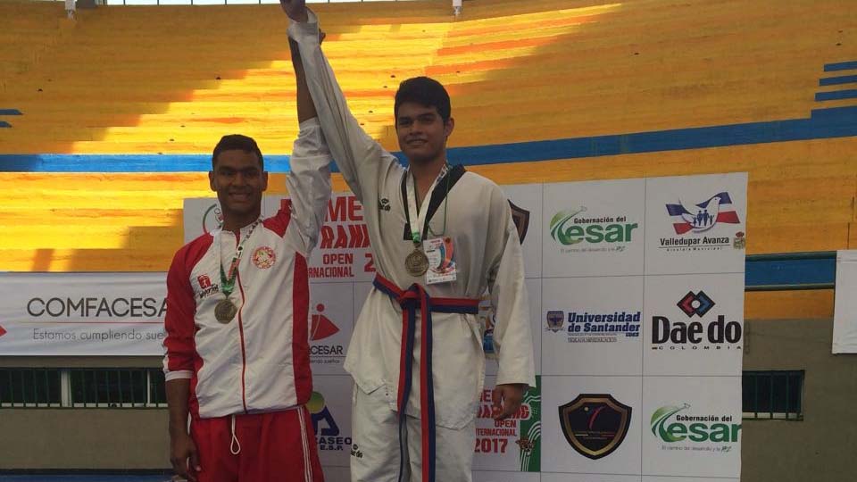 Estudiante areandino consiguió medalla de oro en campeonato de Taekwondo