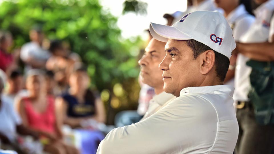 Procuraduría formula pliego de cargos a senador Didier Lobo